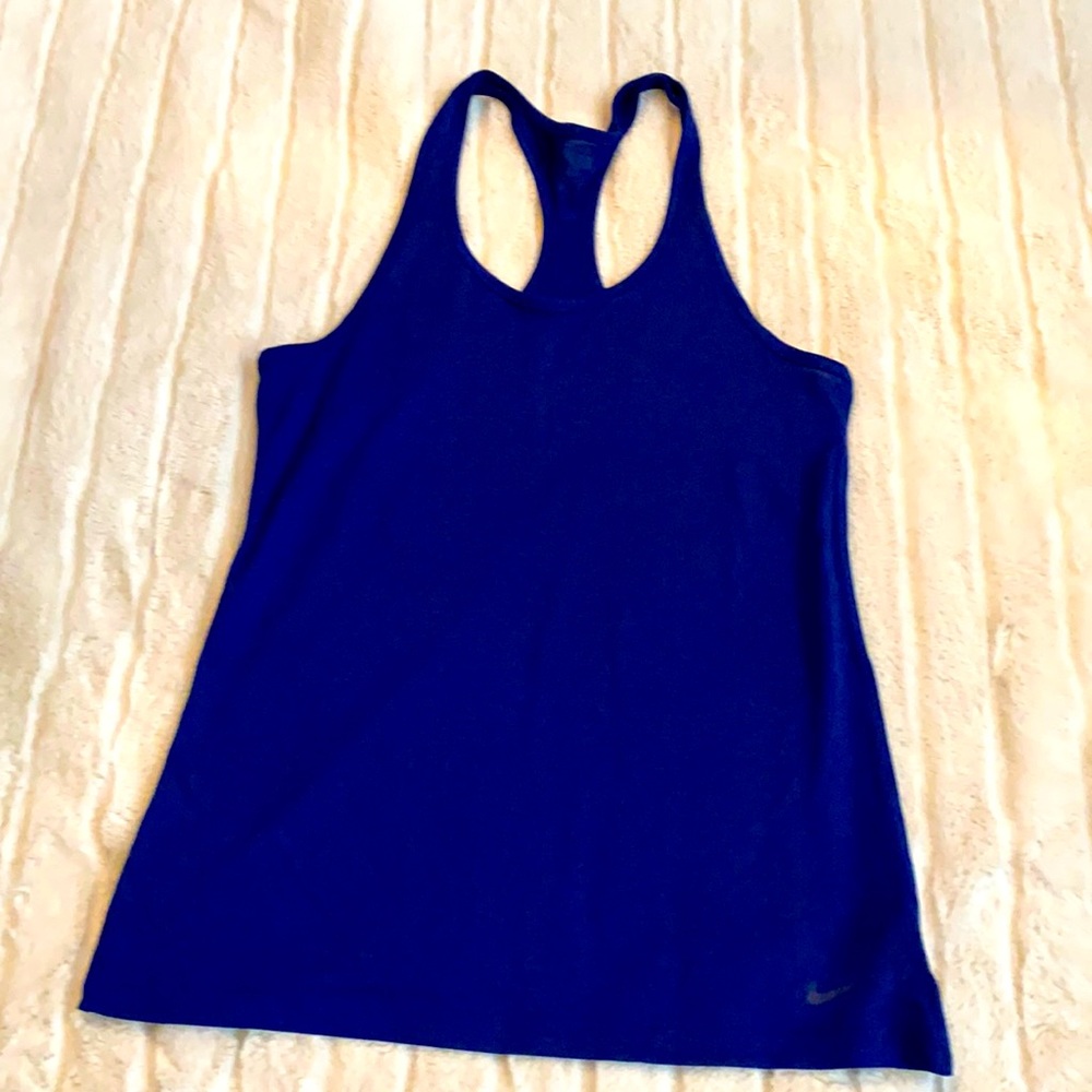 NWOT Nike tank